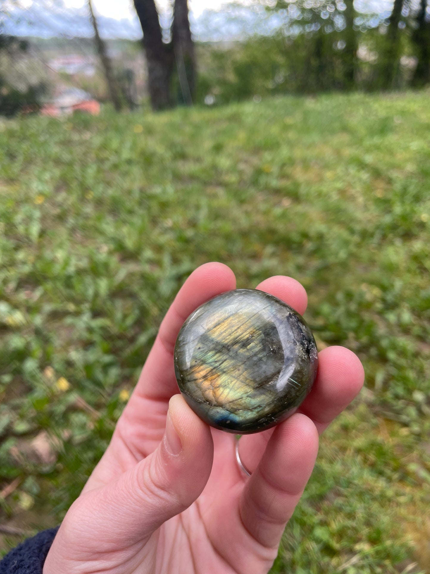 Galet en Labradorite