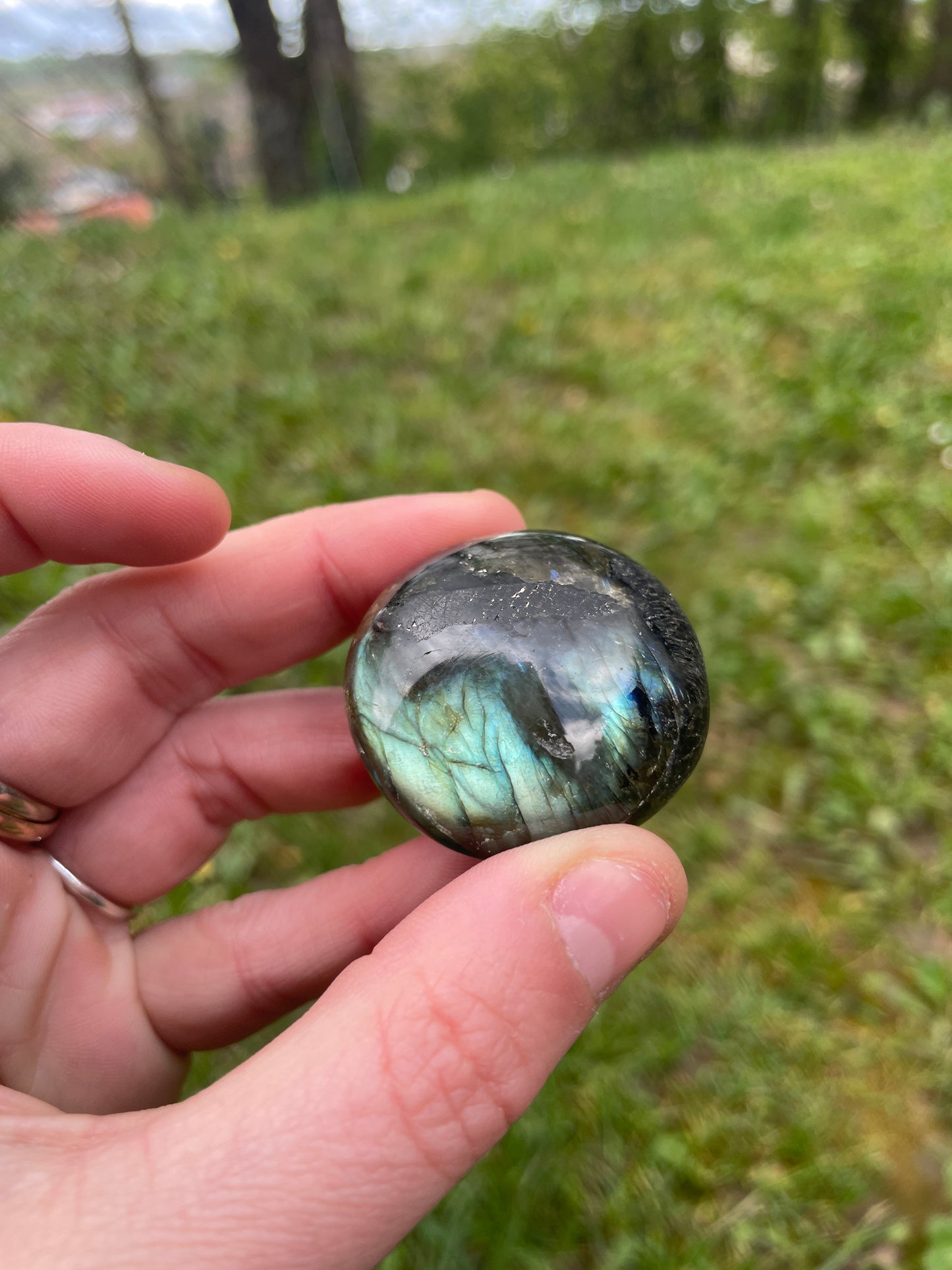 Galet en Labradorite