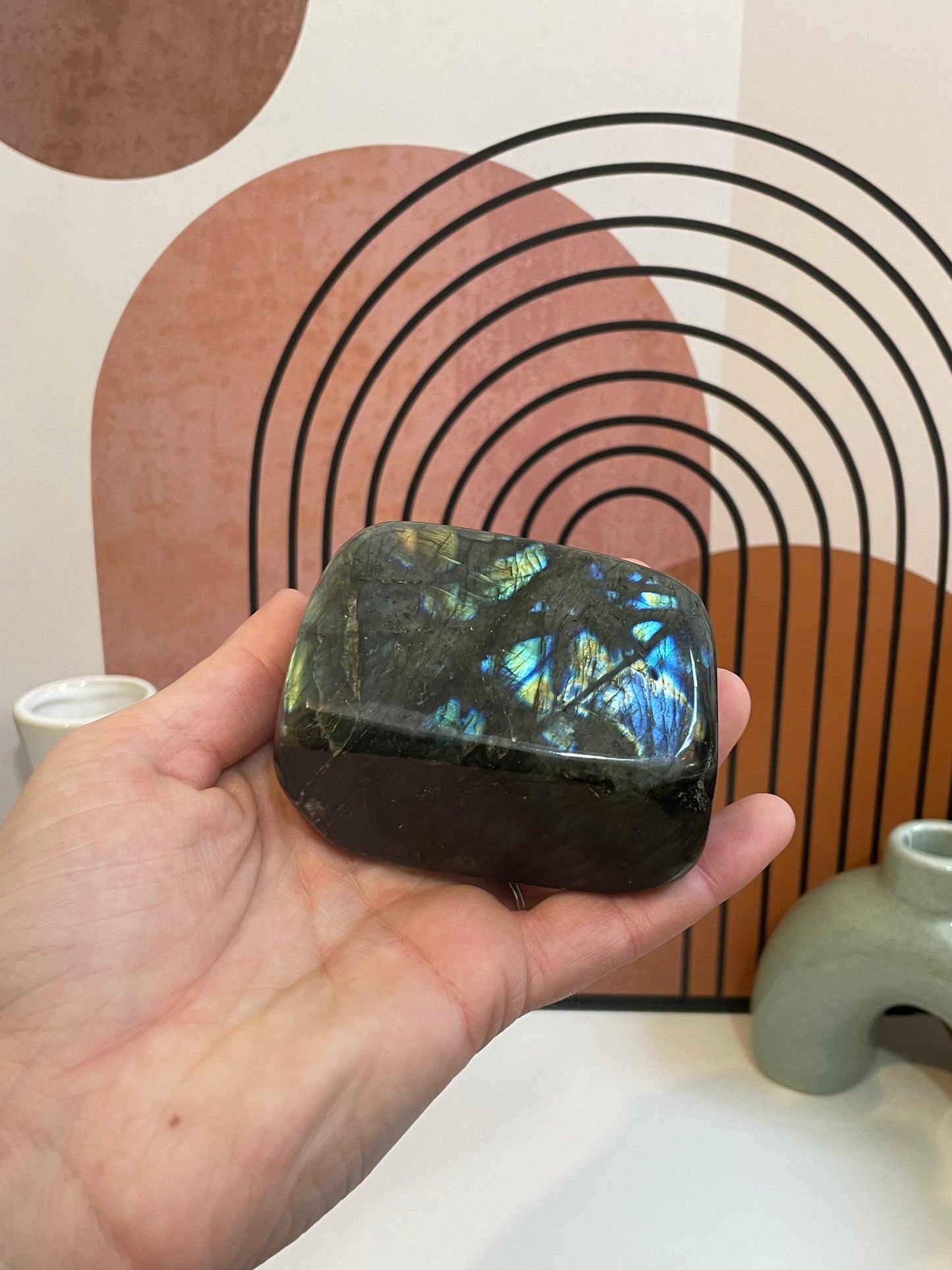 Forme Libre de Labradorite Polie - 343 grammes
