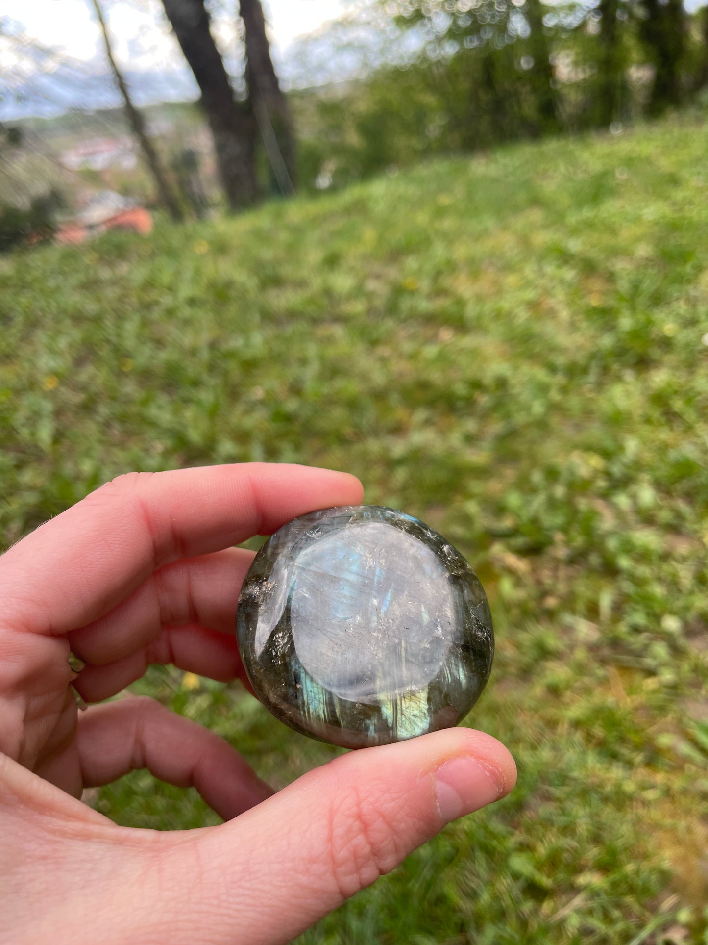 Galet en Labradorite