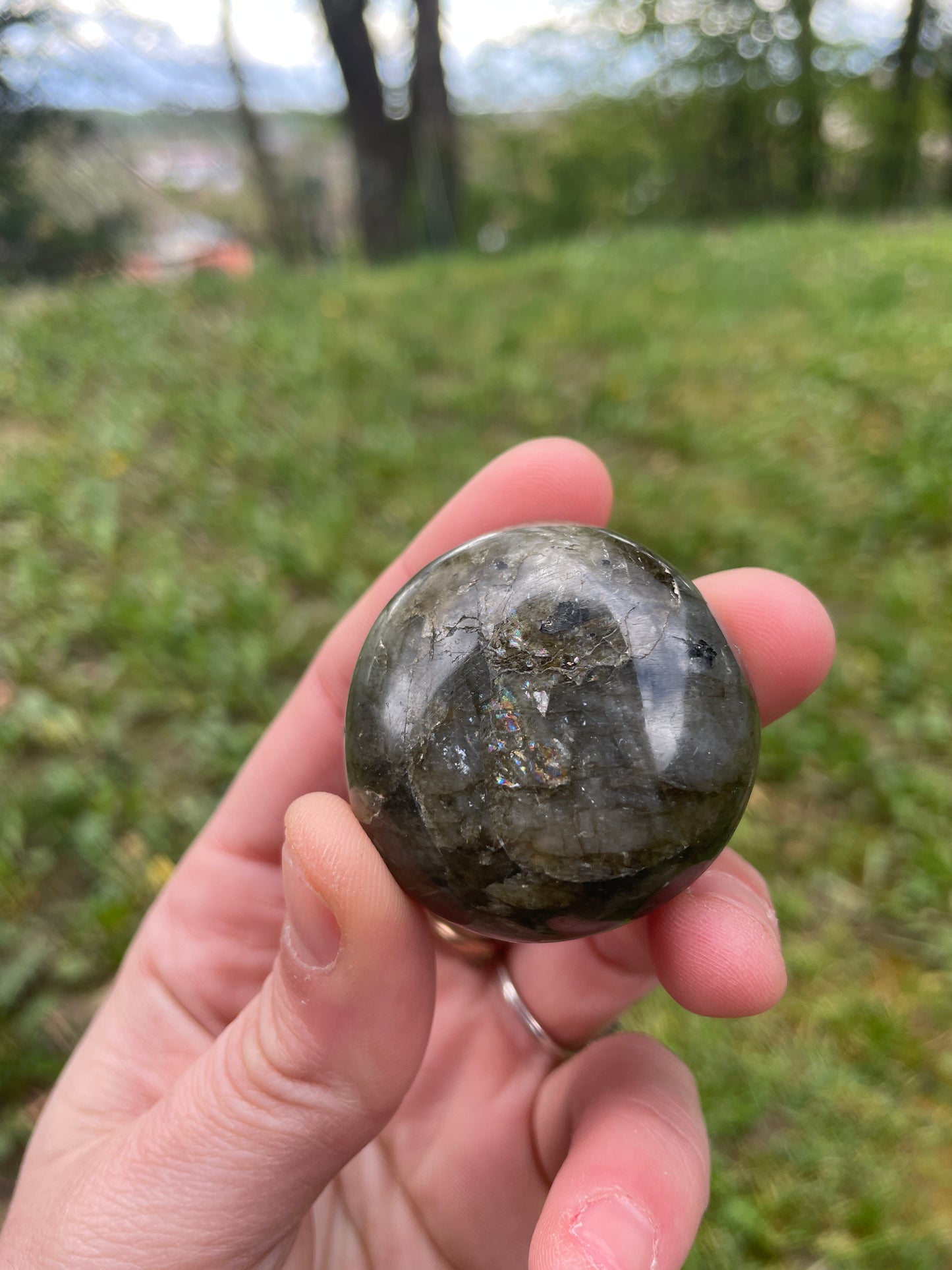 Galet en Labradorite