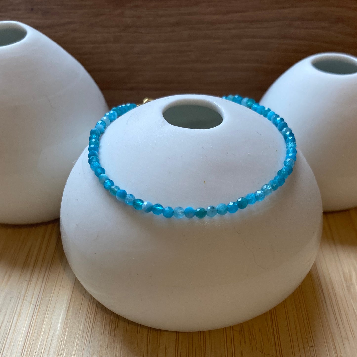 Bracelet Les Intemporels - Apatite Bleue et Acier Inoxydable Doré