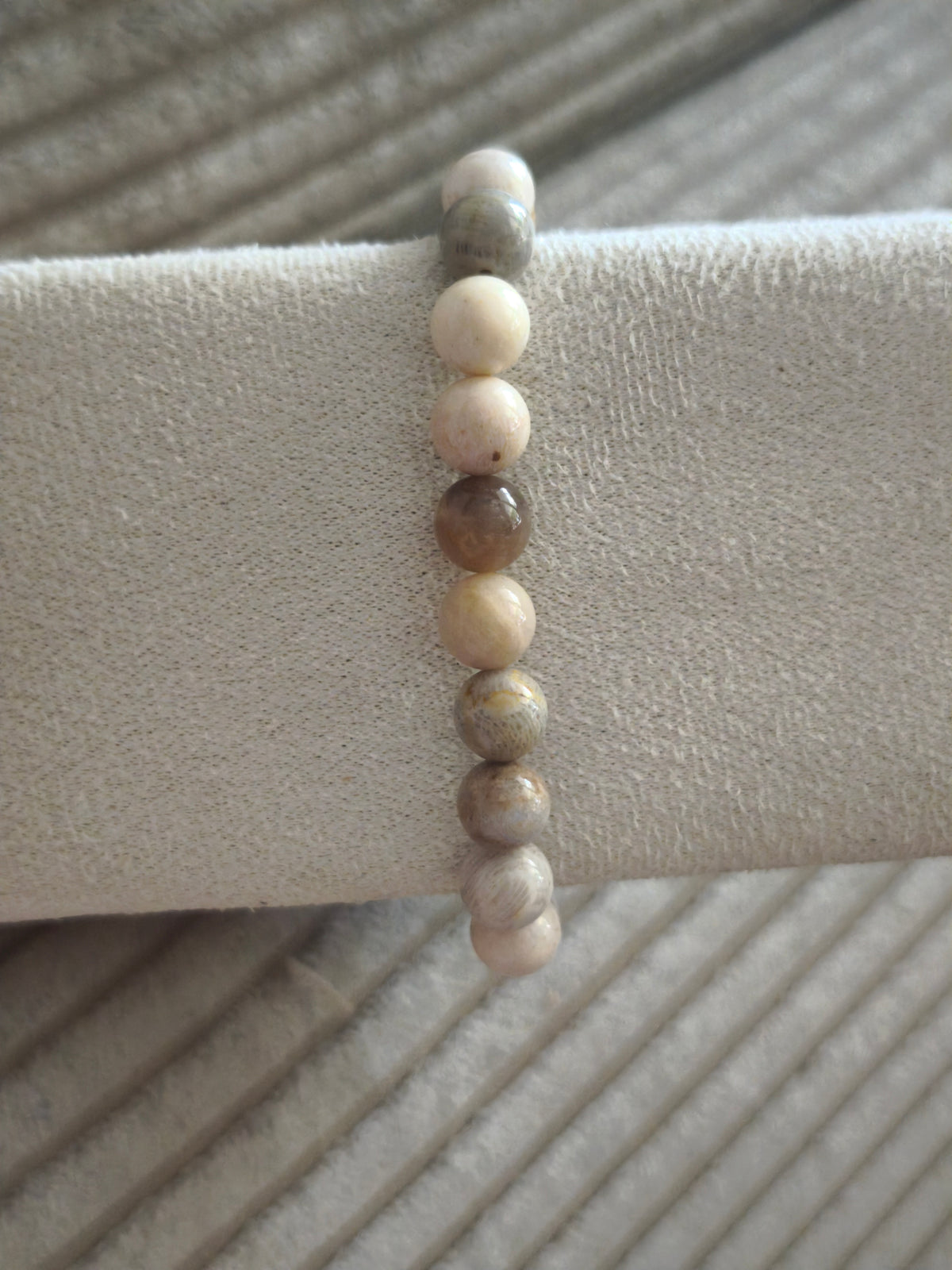 Bracelet en Corail Fossil - Ancrage, Lâcher-prise & Stabilité