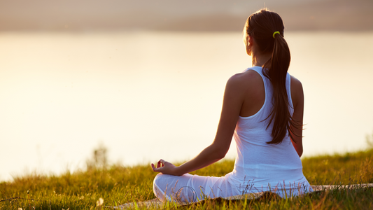 Découvrez les Bienfaits de la Méditation : Guide Complet pour une Pratique Spirituelle et de Bien-Être