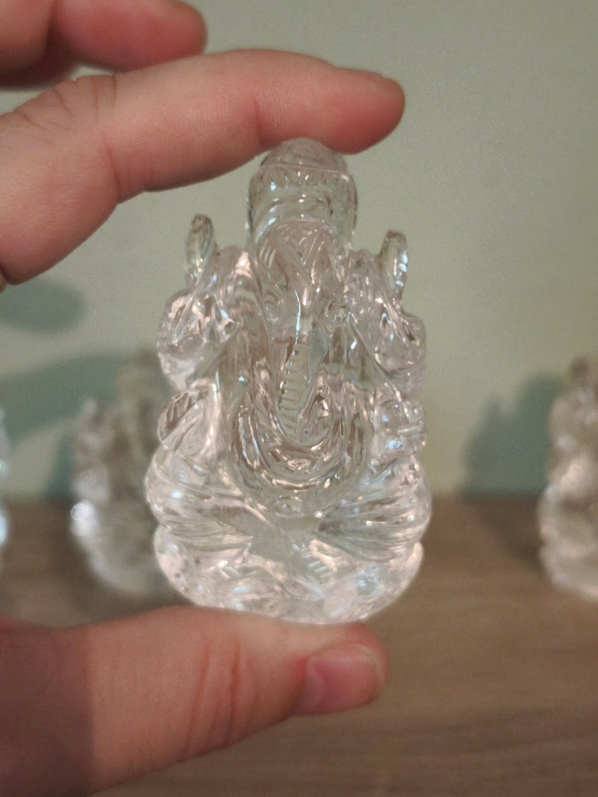 Statue Ganesh en Cristal de Roche - Sagesse, Élimination des Obstacles & Énergie d'Abondance
