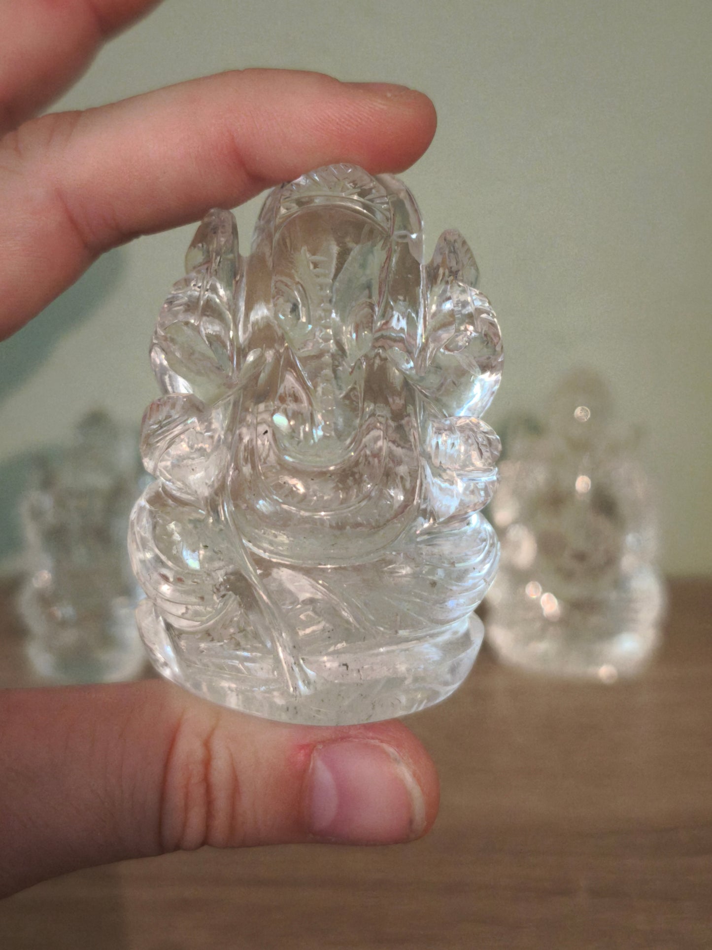 Statue Ganesh en Cristal de Roche - Sagesse, Élimination des Obstacles & Énergie d'Abondance